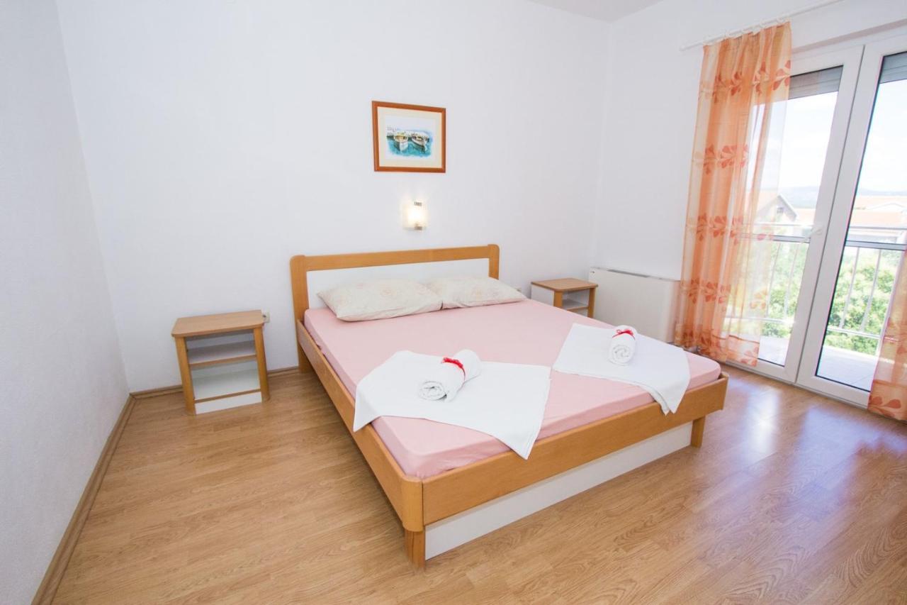 Apartments And Rooms Skalinada Murter Extérieur photo